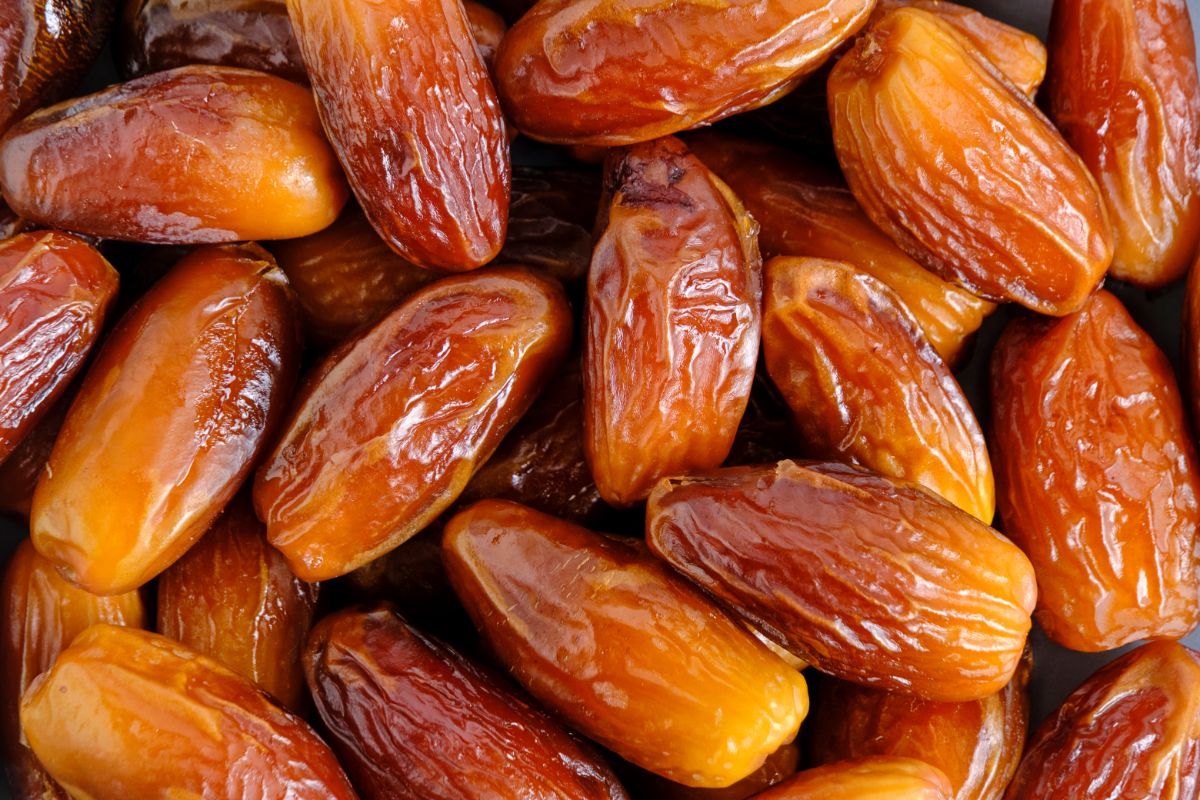 Dürfen Hunde Datteln essen?